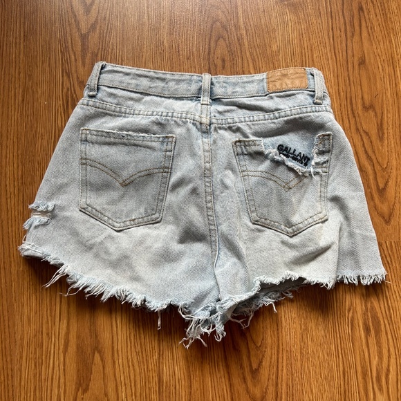 Light Wash Denim Shorts - Picture 2 of 2